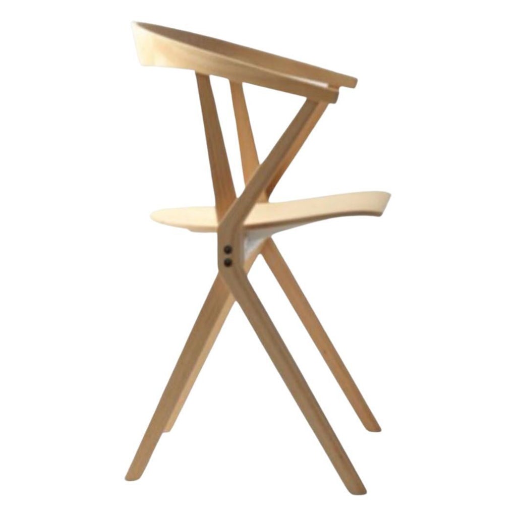 Silla B Fresno natural de Konstantin Grcic