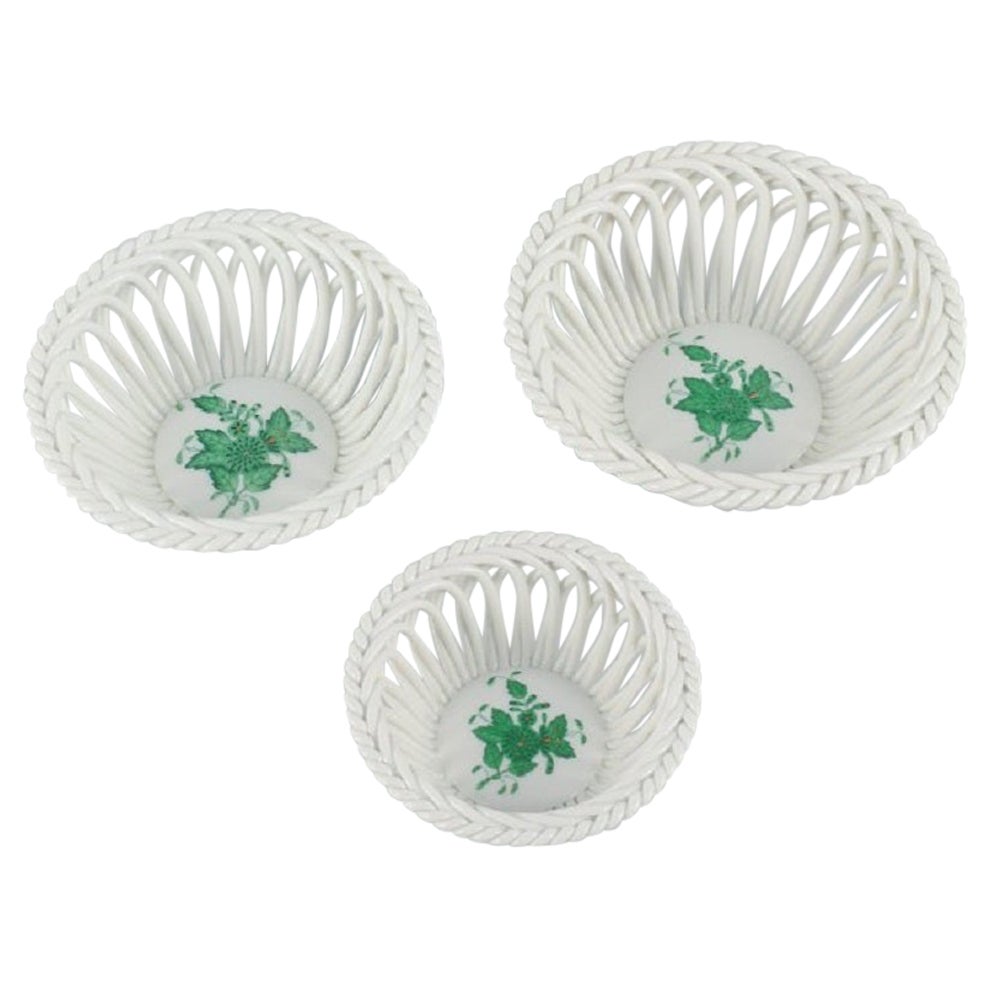 Herend Bouquet chinois vert, trois petits bols en porcelaine peints à la main