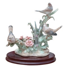 Figurine en porcelaine de Lladró représentant un groupe d'oiseaux datant de 1978
