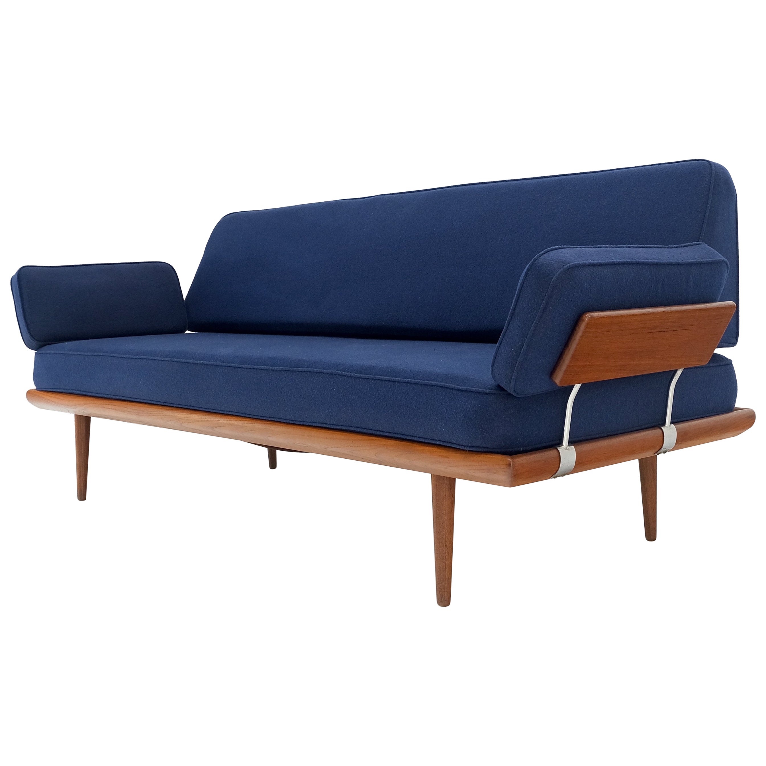 Sofa en teck massif de Peter Hvidt, rembourrage en laine bleue d'origine Springs Mint ! en vente