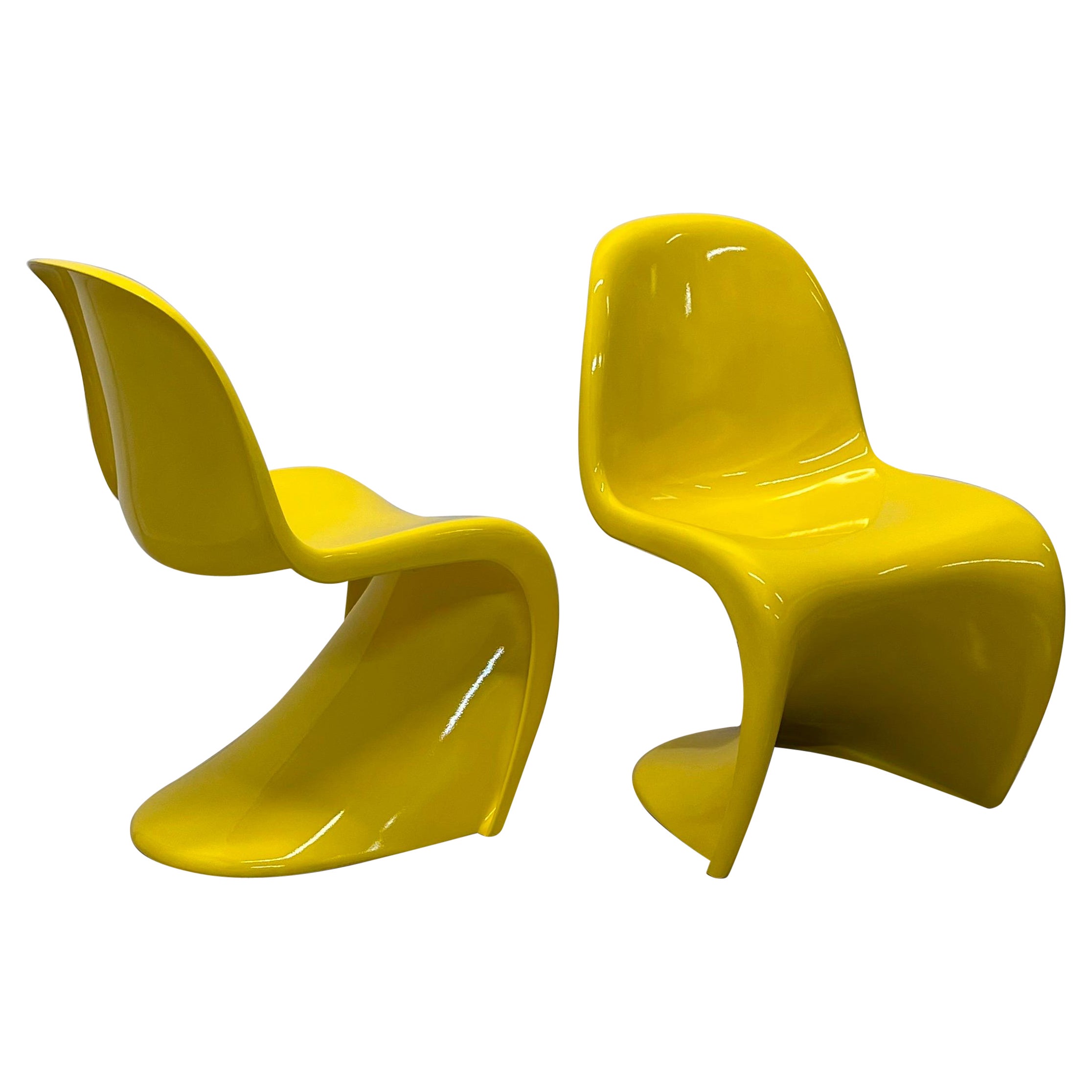Verner Panton Classic Panton S Chairs for Vitra, 1990s - a Pair