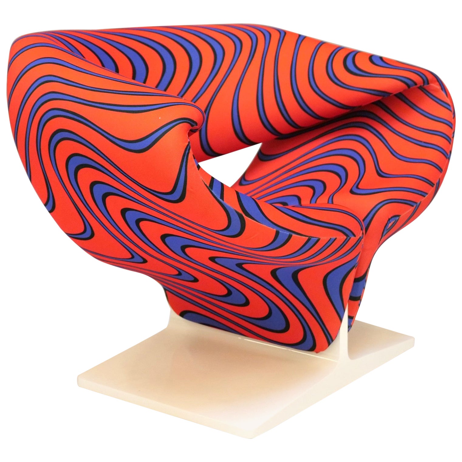 Ribbon Chair F582 by Pierre Paulin & Jack Lenor Larsen fabrics for Artifort For Sale