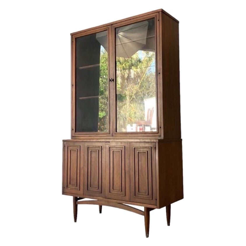 How do I know if I have an antique china cabinet?
