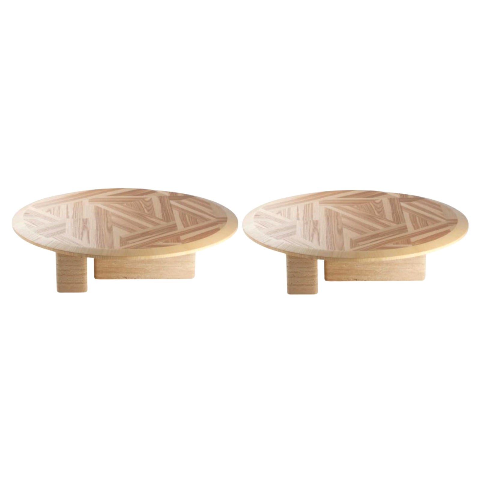 Set of 2 L’anamour Center Tables by Dooq For Sale