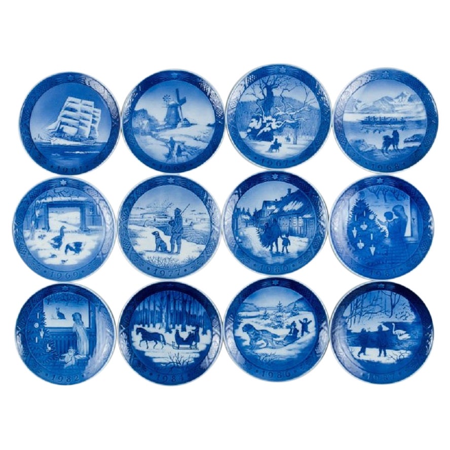 12 Royal Copenhagen Christmas Plates from the 1960s / 70s / 80s