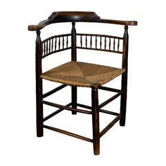 English Elm Corner Chair, Early 19th Century