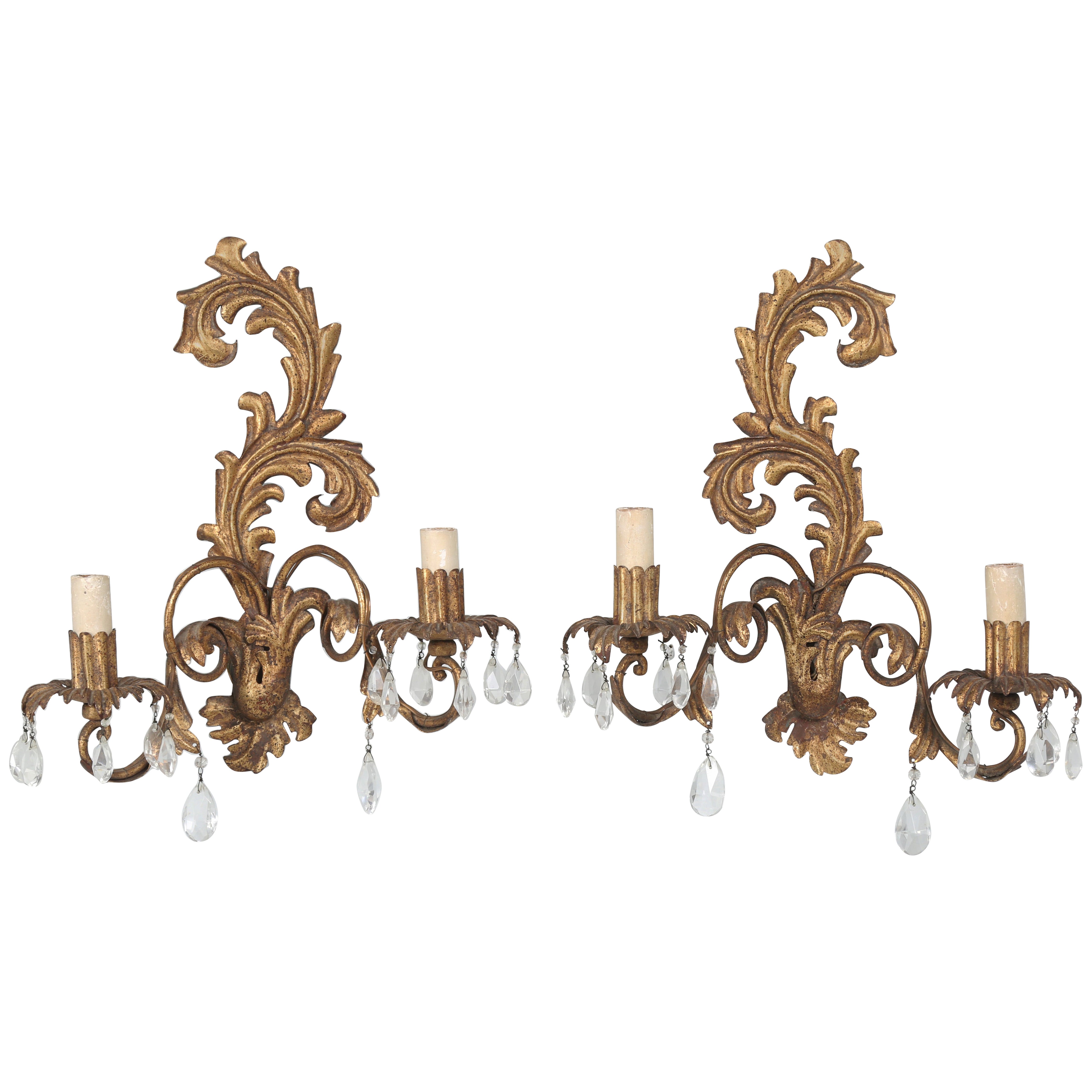 French Gilded Metal Pair of Vintage Wall Sconces Completely Original For Sale