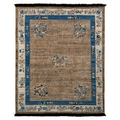 Tapis de style art déco chinois de Rug & Kilim en beige-marron et médaillon bleu