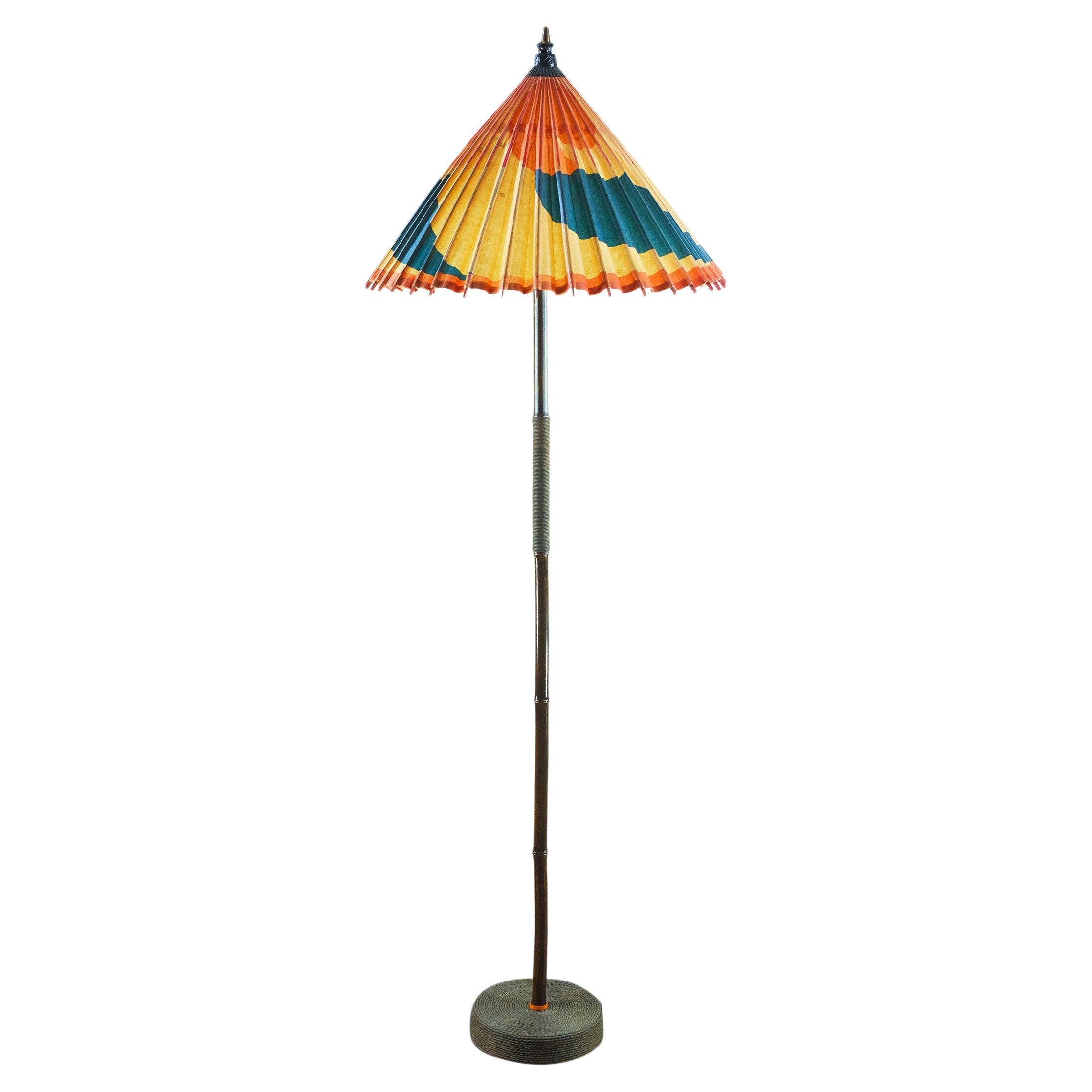 Lampe en bambou noir ''World's Fair'' avec abat-jour parasol de Christopher Tennant