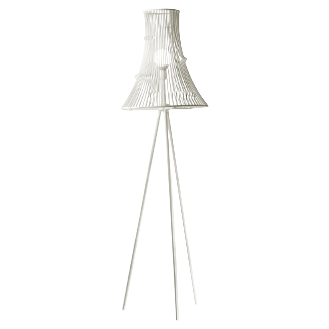 Ivory Extrude Floor Lamp by Dooq For Sale