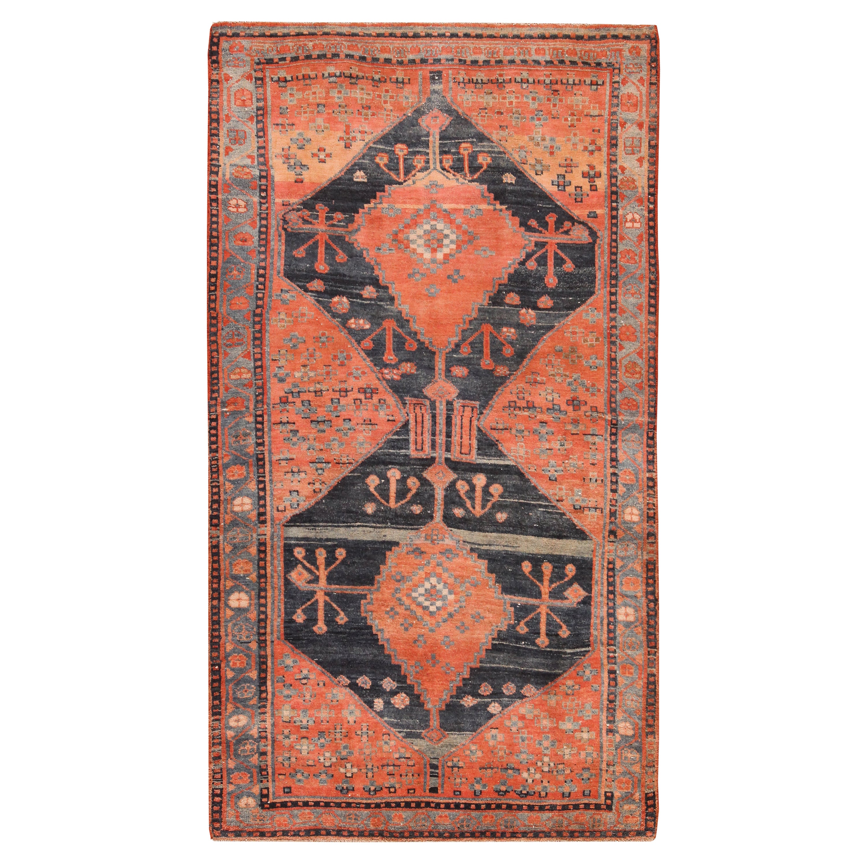 Antike persische Malayer Abrash Teppich. 4 ft 7 in x 8 ft 2 in im Angebot