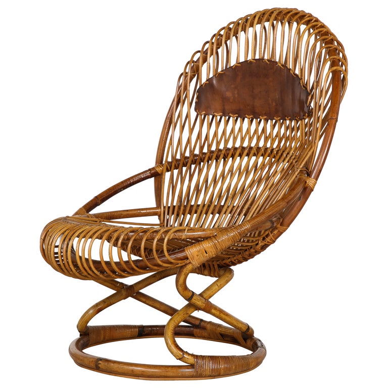 Italian Bonacina Bamboo and Leather Lounge Chair by Tito Agnoli, Circa 1950 For Sale