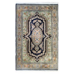 Alter persischer Rumteppich