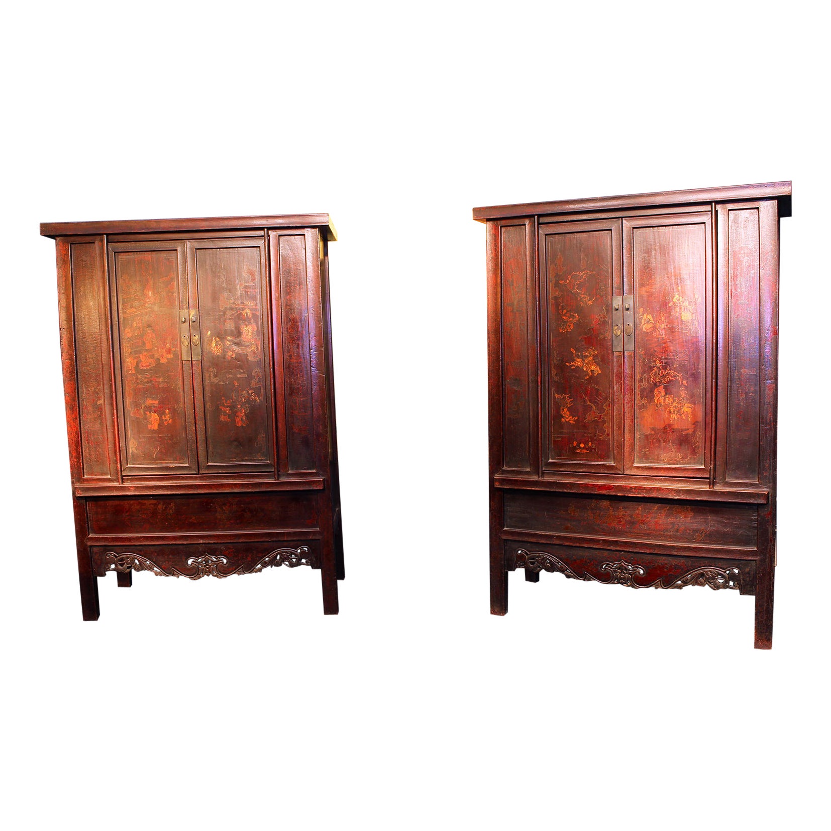 Pair of Chinese Red Gilded Lacquered Bookcase Cabinets from the 18th Century