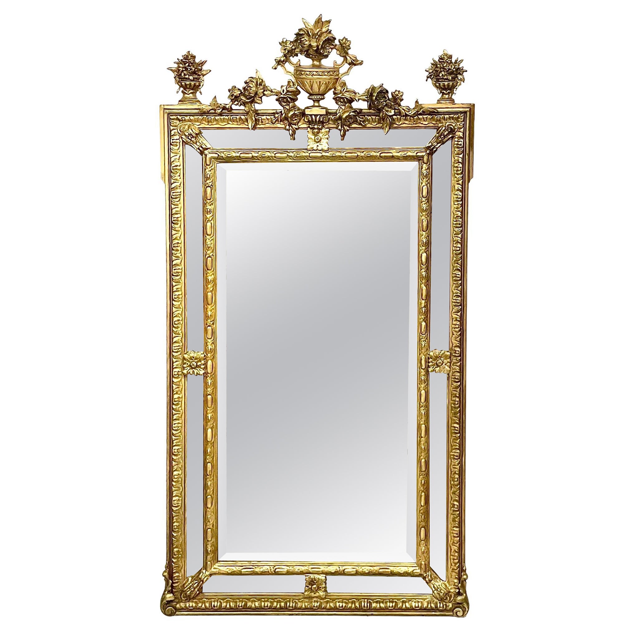 Miroir en bois doré de style Louis XVI des années 1870