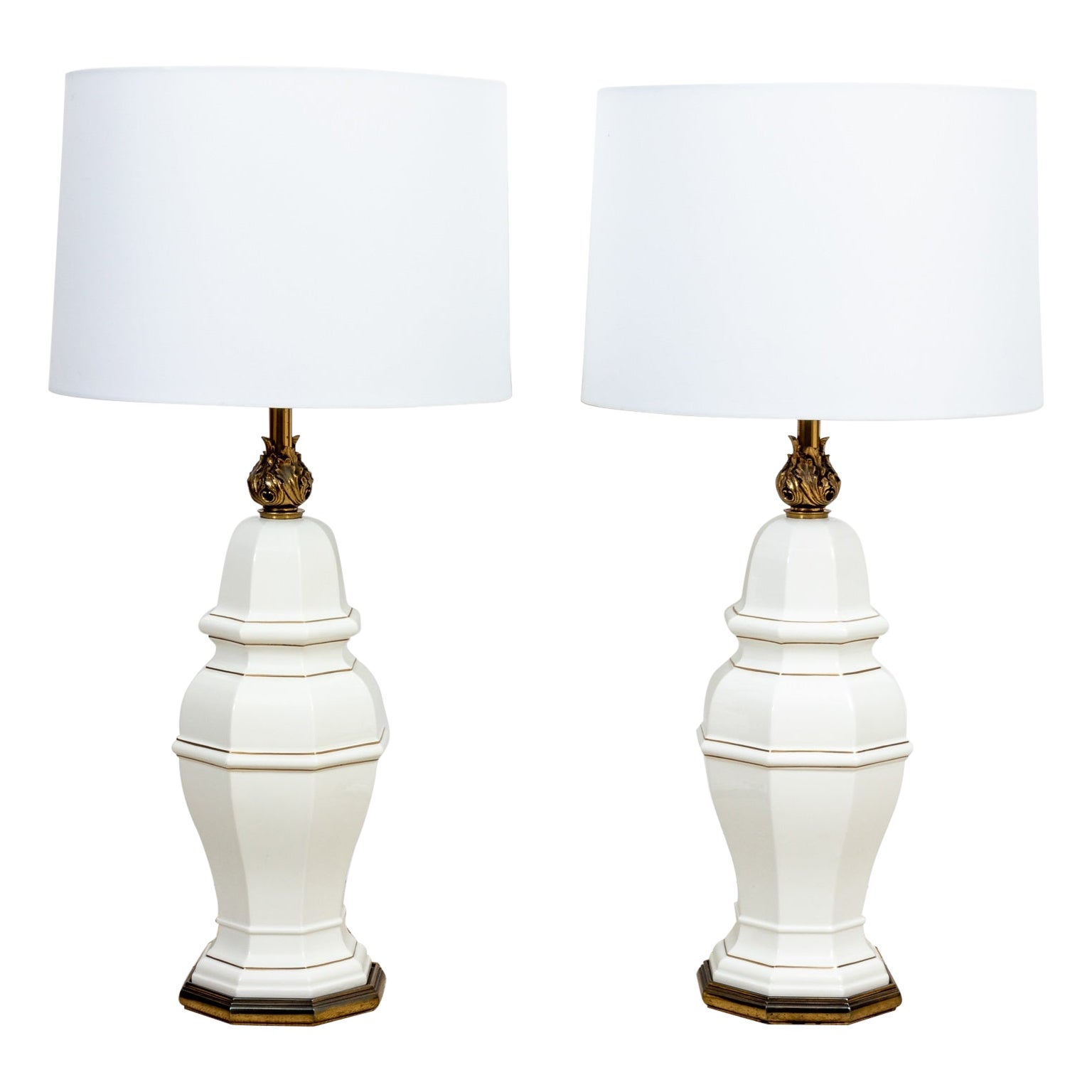 Pair of Stiffel White Ginger Jar Lamps For Sale