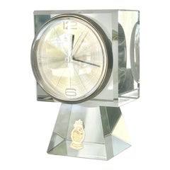 Horloge de bureau allemande moderne du milieu du siècle en cristal de bloc 