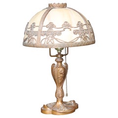 Belle lampe américaine en verre plaqué de style Art nouveau français avec base de couleur bronze
