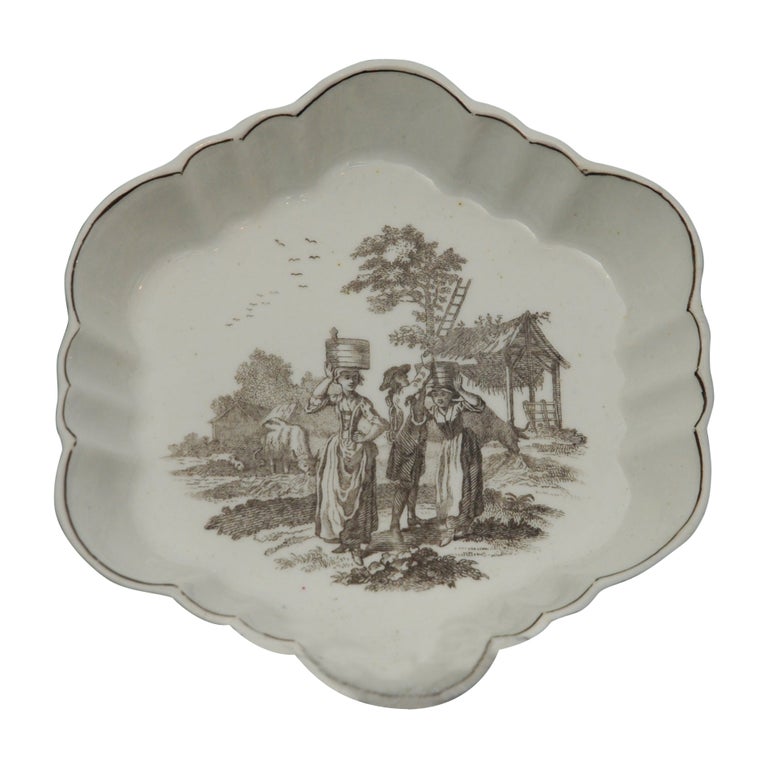 Teapot Stand, "Milkmaids" Pattern, Worcester, circa 1760 For Sale at