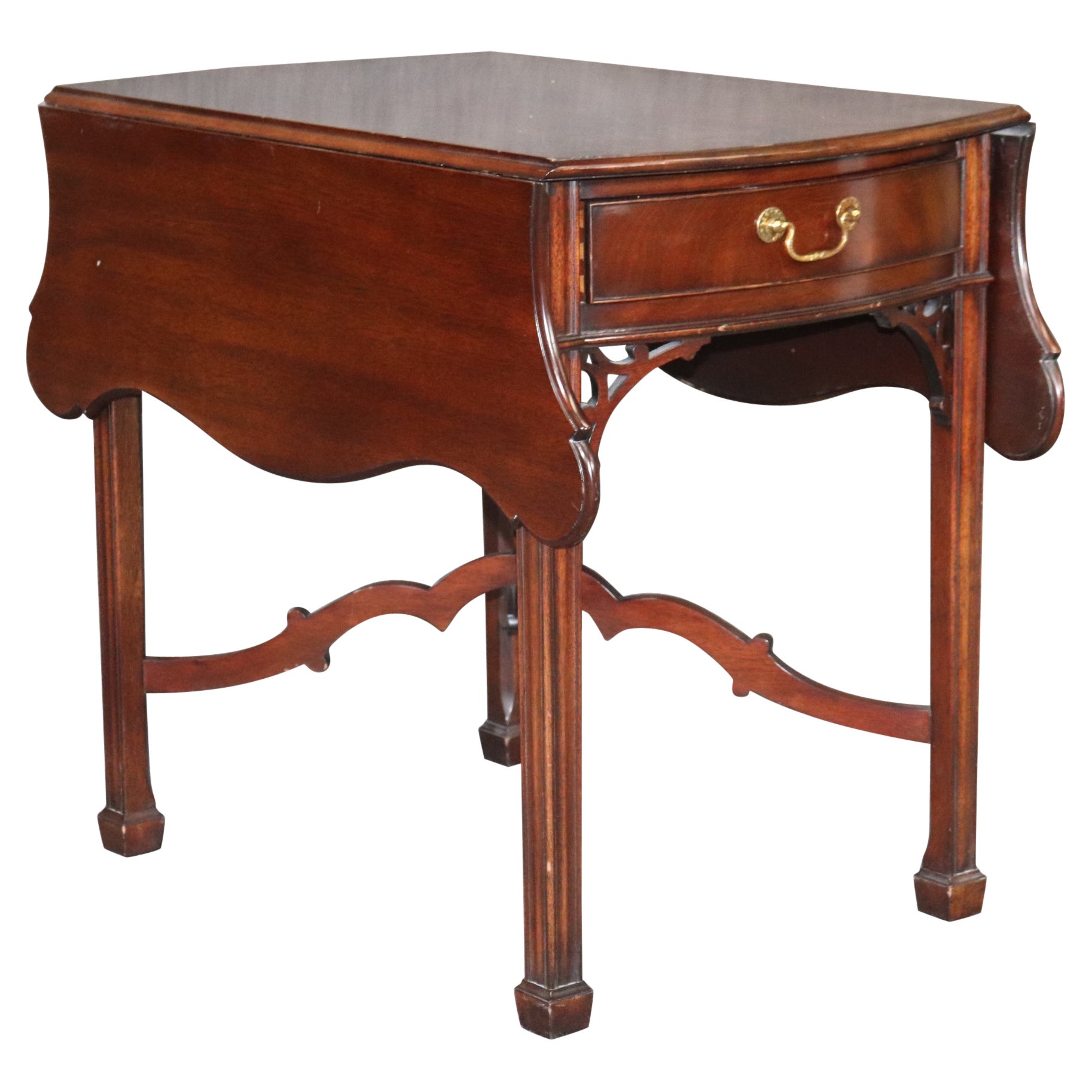Solid Mahogany Kindel Winterthur Collection Chippendale Drop Leaf Table For Sale