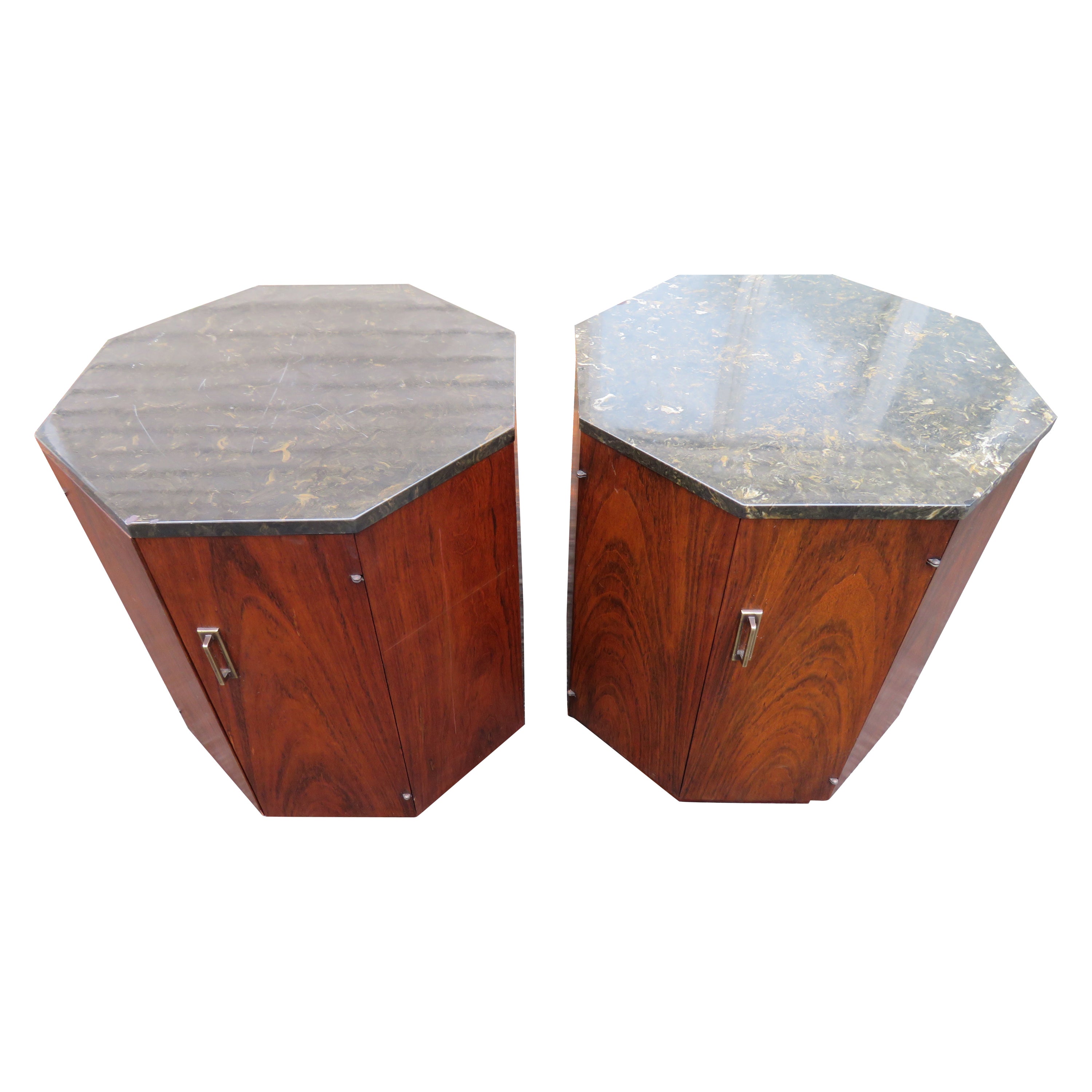 Belle paire de tables d'appoint octogonales à tambour de style Harvey Probber, mi-siècle moderne