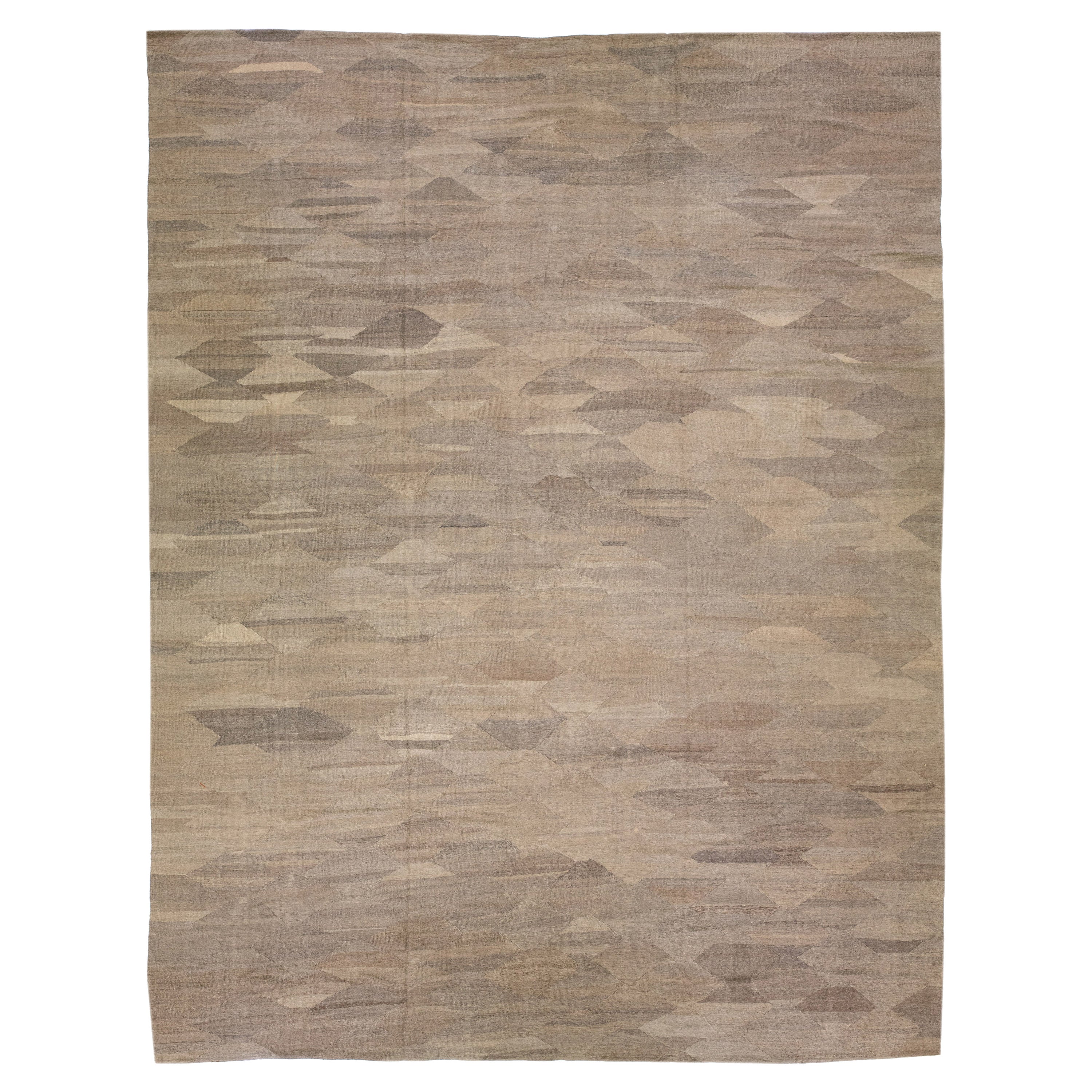 Abstract Modern Kilim Flatweave Wool Rug in Earthy Tones For Sale