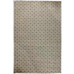 Zeitgenössischer schwarz-weißer, großer, modularer, geometrischer Teppich von Doris Leslie Blau
