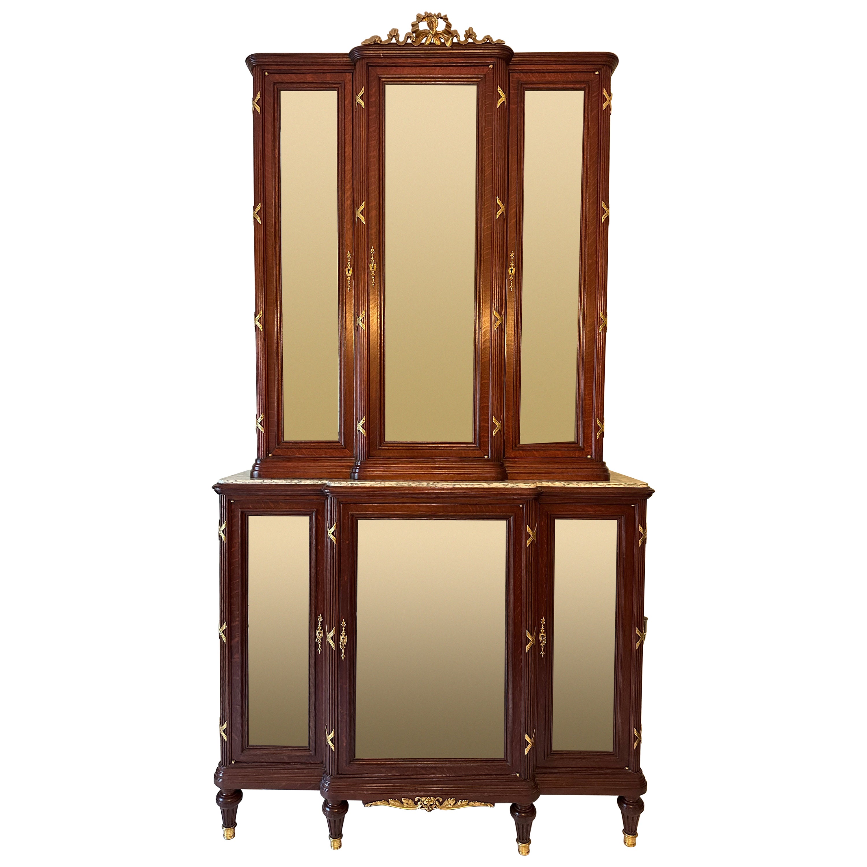 Grand meuble vitrine à miroir Louis XVI français du 19ème siècle en vente