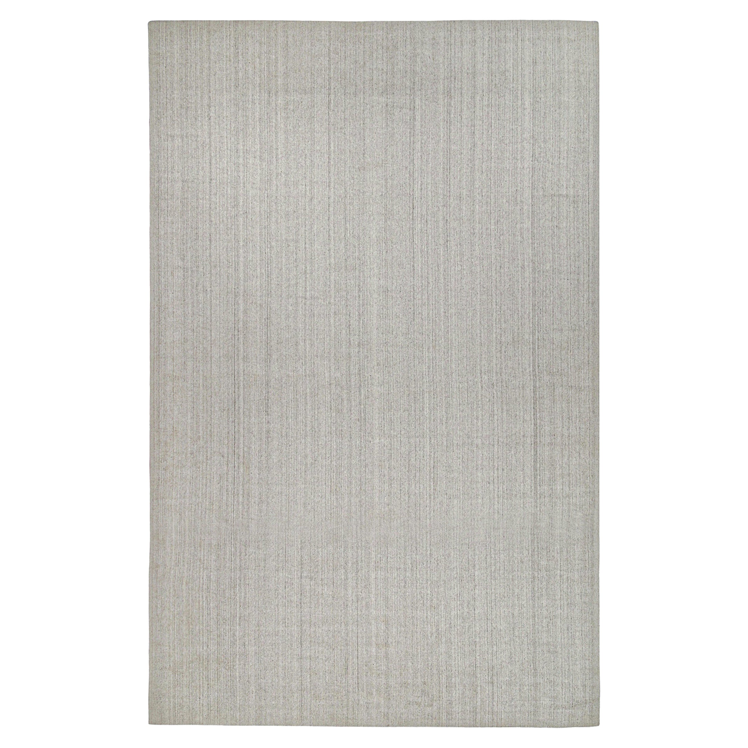 Ce tapis contemporain de 12x15 est une grande nouveauté de la collection Texture of Color de Rug & Kilim. Noué à la main en soie d'art et en coton. 

Les connaisseurs noteront que cette pièce fait partie de notre nouvelle ligne Light on Loom, qui