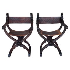 19th Century Pair of Carved Walnut Folding Scissors Savonarola Bench or Settle