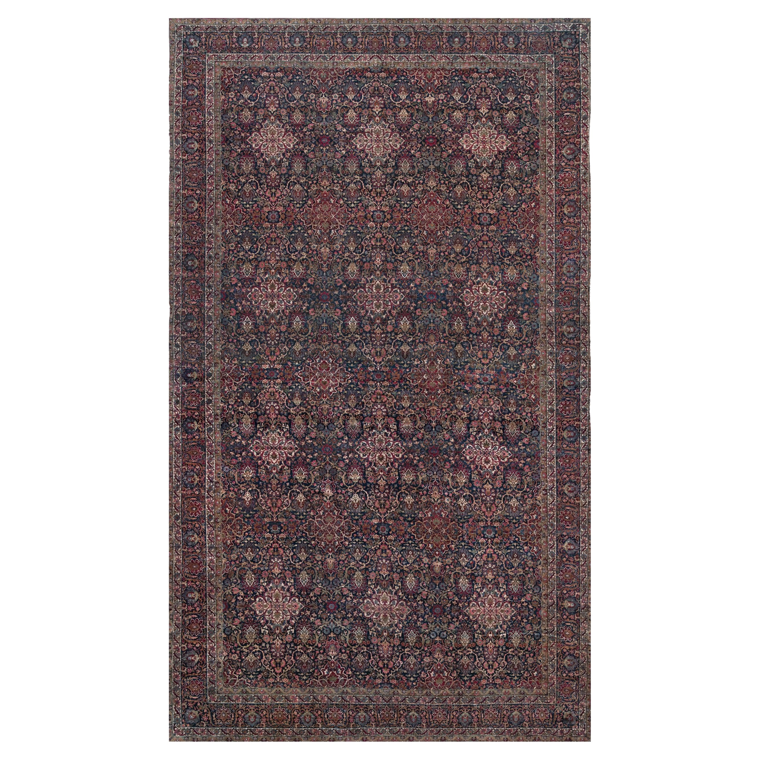 Handgewebter antiker Kirman-Teppich aus der Zeit um 1920