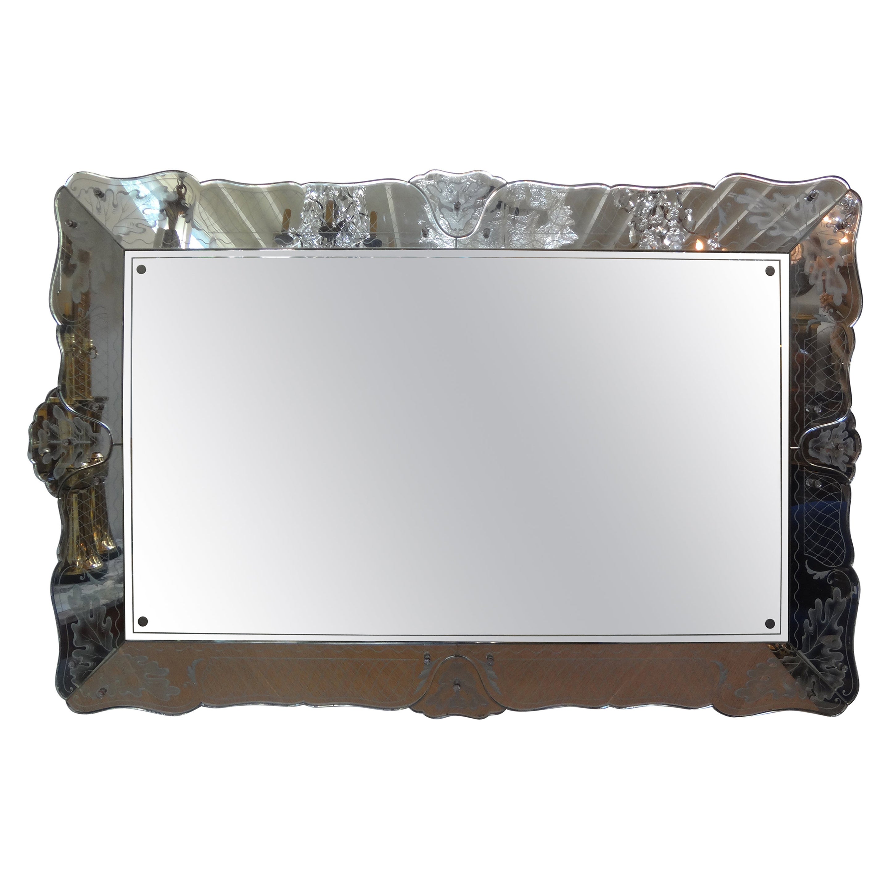 Geätzter venezianischer Spiegel mit Wellenschliff von Pietro Chiesa im Angebot