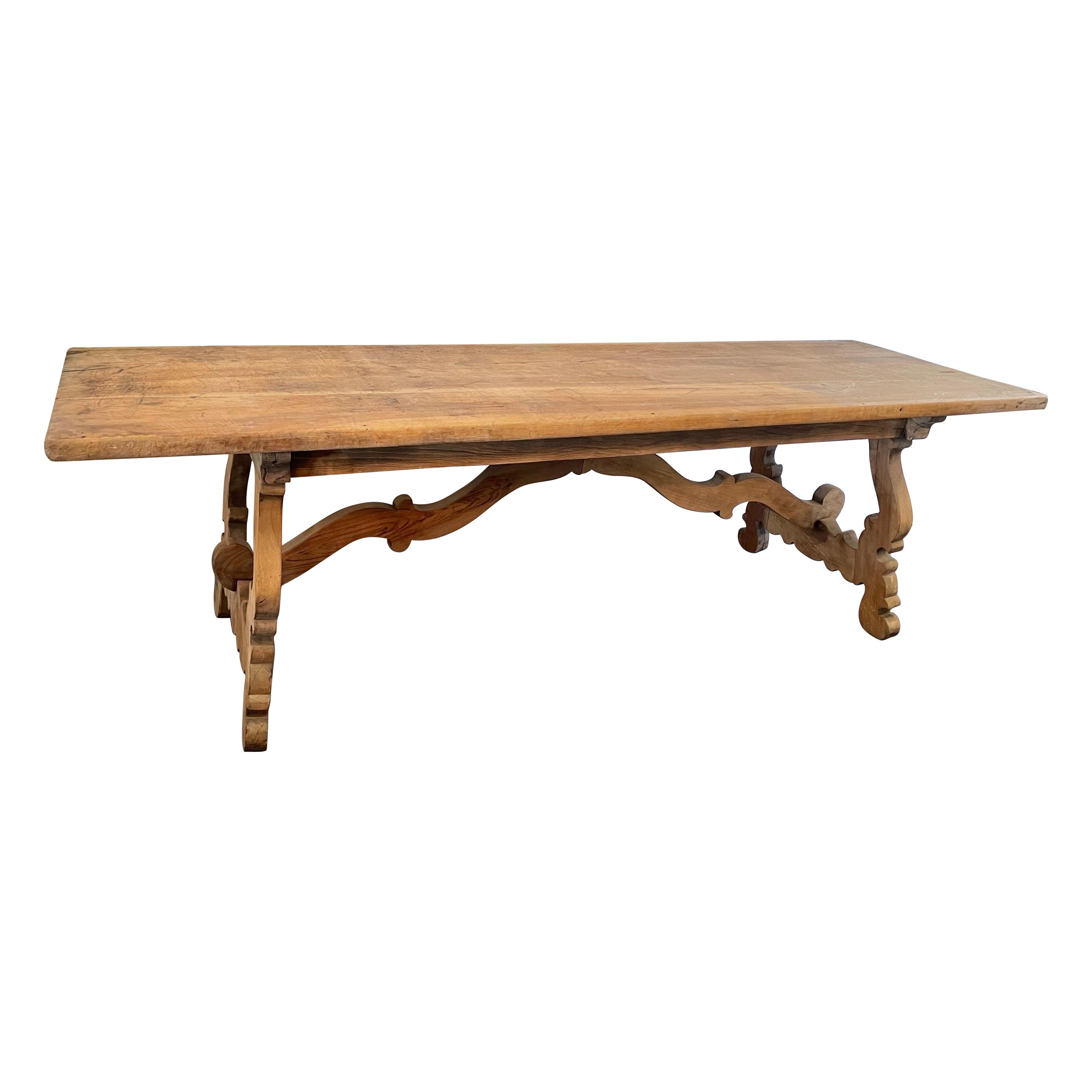 Italian 18th And 19th Century Tuscan Walnut Dining Table For Sale