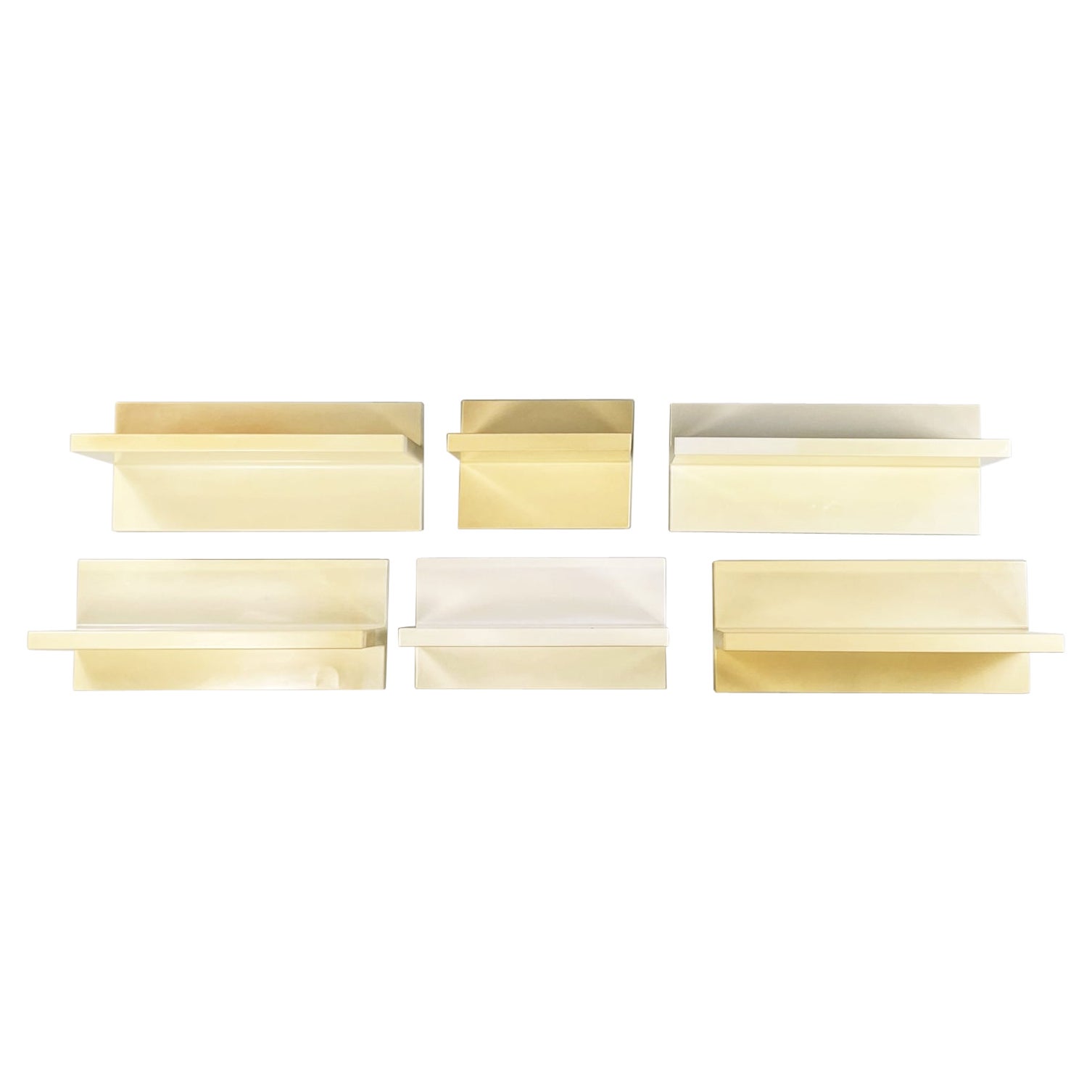 Italian Modern Cream White Plastic Shelves by Marcello Siard for Kartell, 1970s For Sale