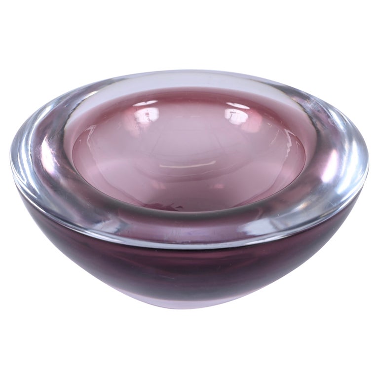 Midcentury Round Purple Amethyst "Sommerso" Murano Art Glass Italian Bowl, 1960s For Sale