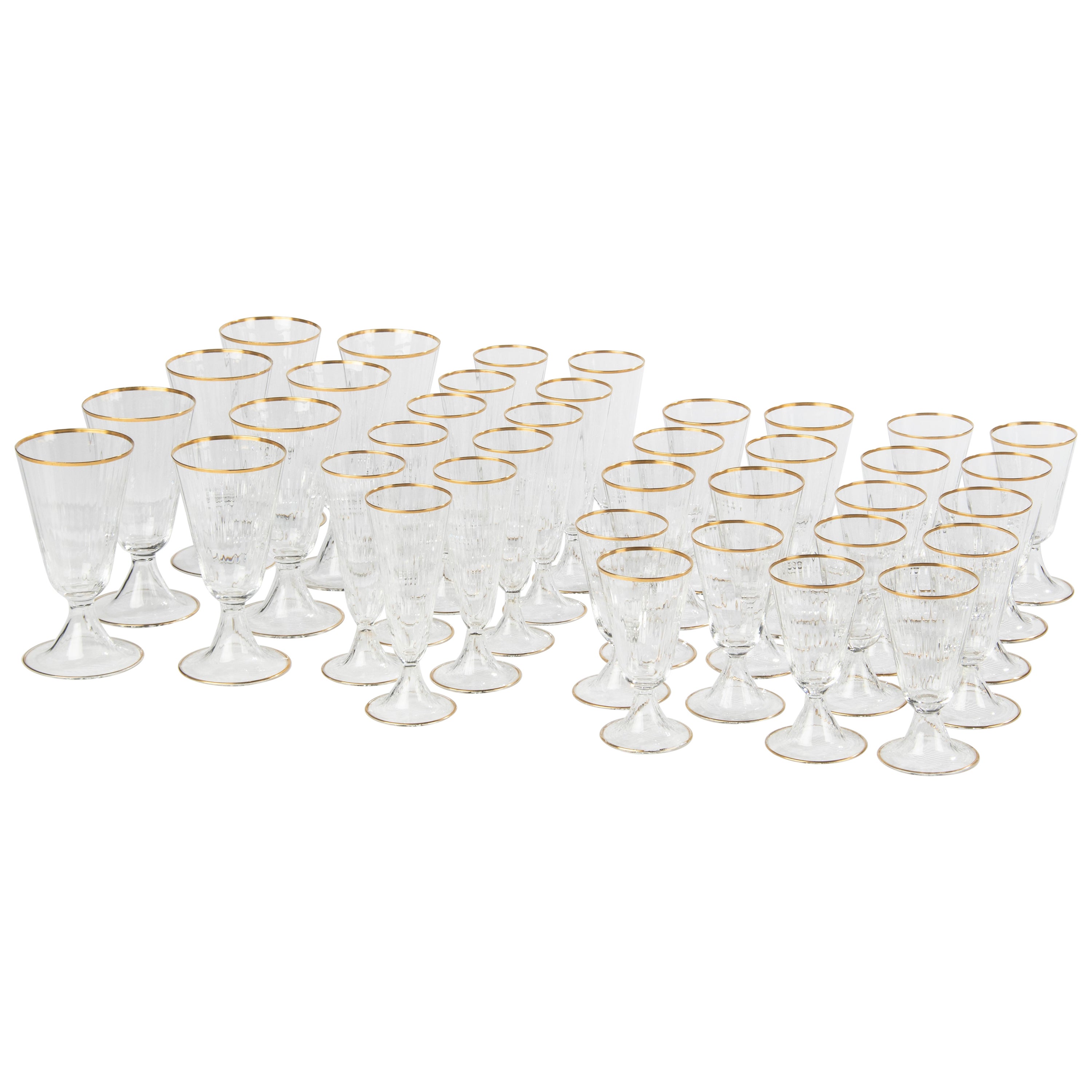 Ensemble de 38 pièces de verres en cristal fabriqués par Val Saint Lambert Modèle Lyon