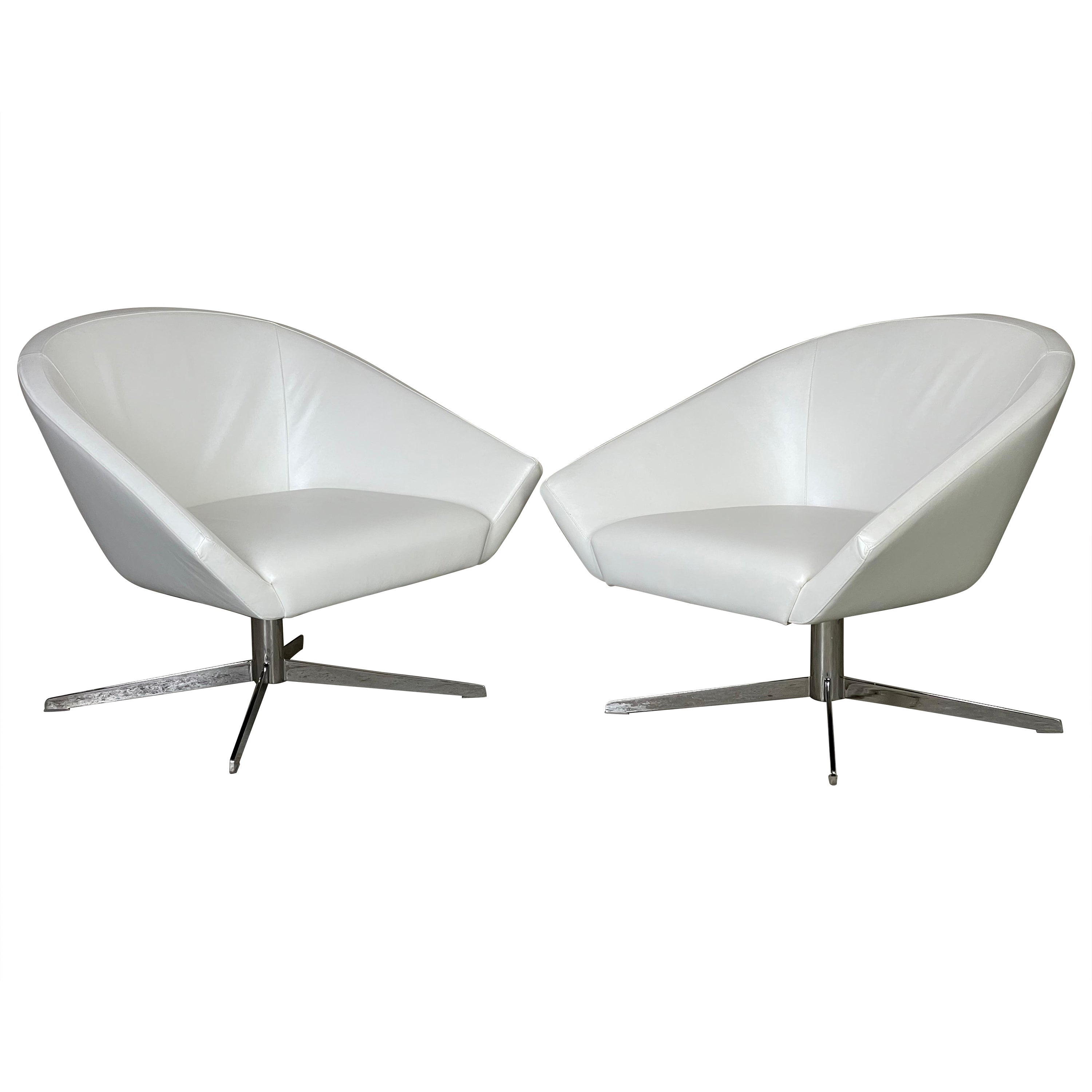 MidCentury Modern Gray Leather Lounge Chairs by Jeffrey for