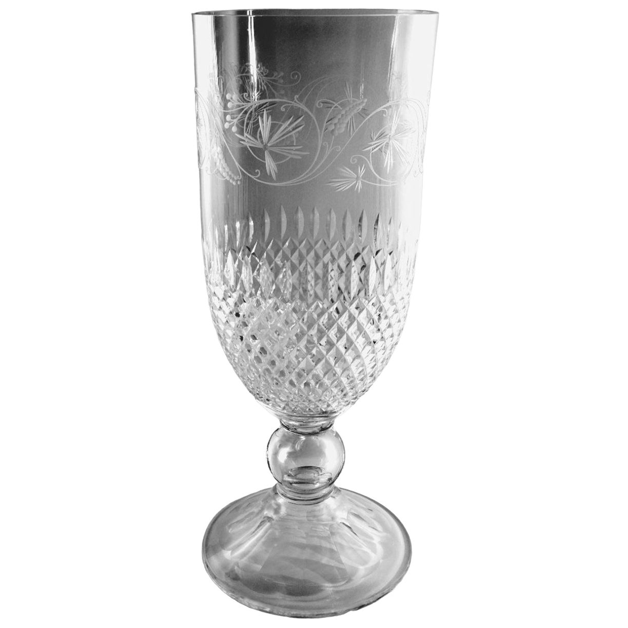 Italienische Vase im neoklassischen Stil in Kelchform aus Grund und Diamantkristall