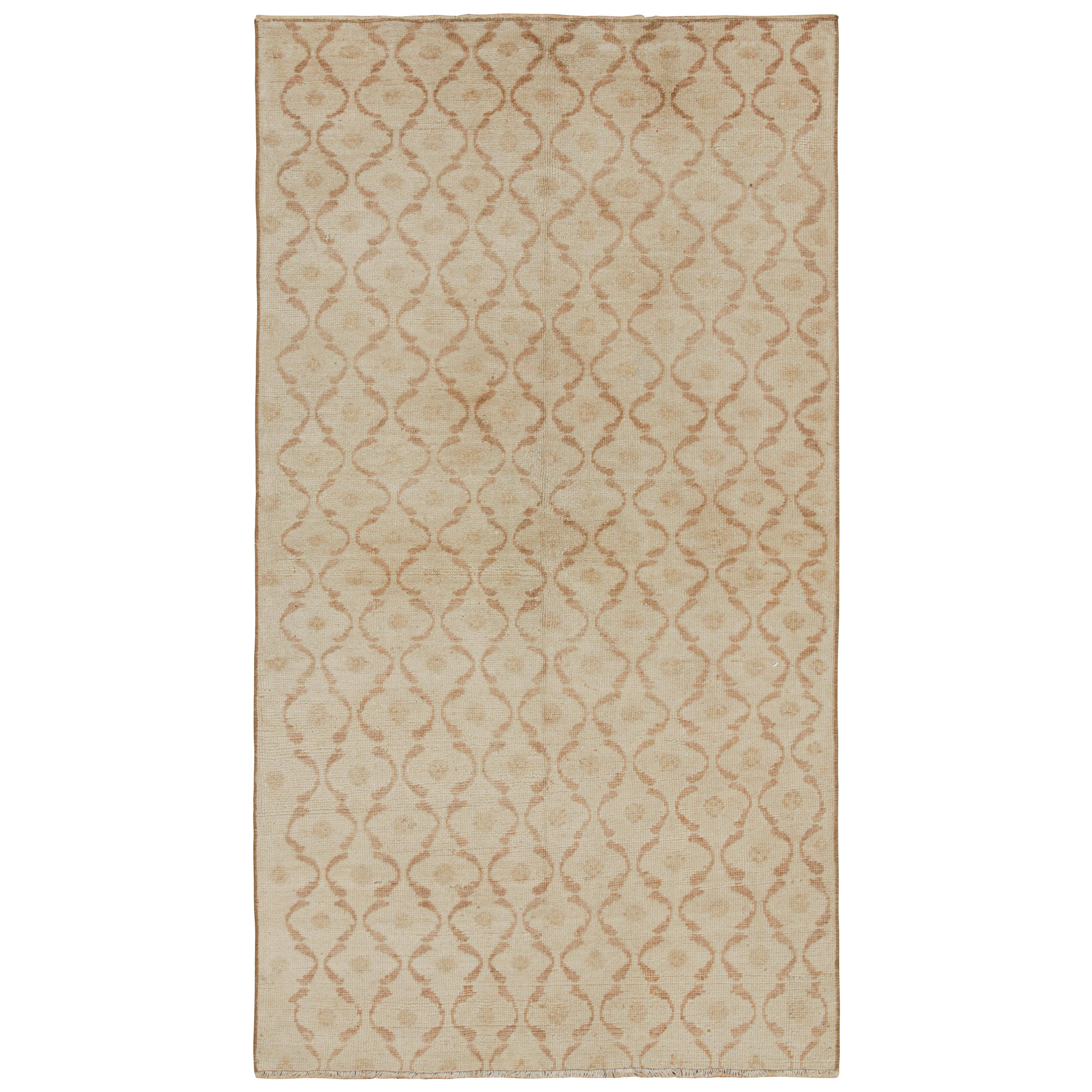 Vintage Zeki Müren Runner in Beige with Brown Lattice Pattern by Rug & Kilim