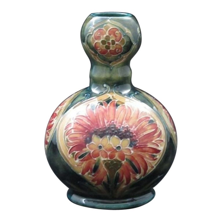 William Moorcroft Vase in the Revived Cornflower Design, circa 1912 For  Sale at 1stDibs