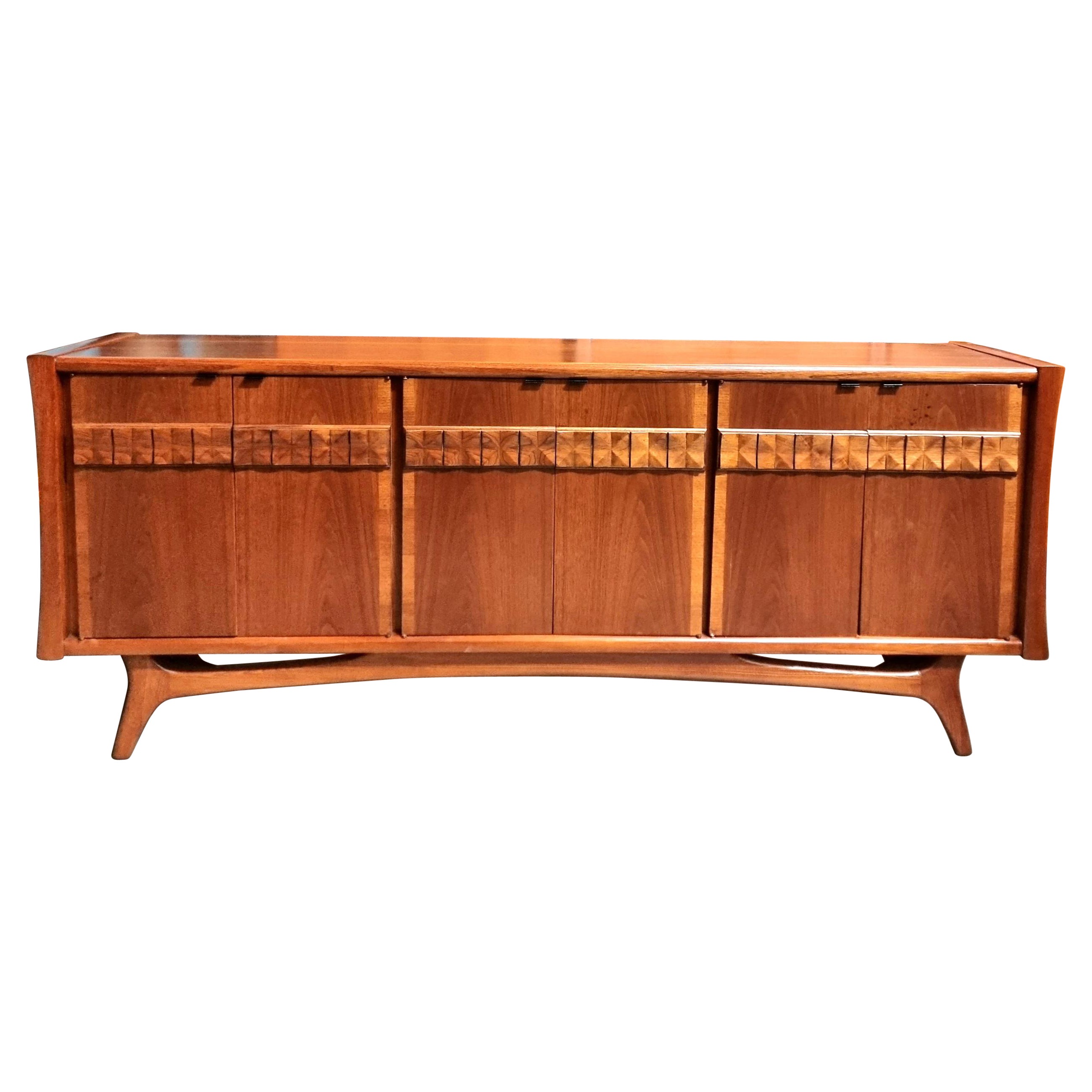 Mid Century Long Credenza Sideboard For Sale