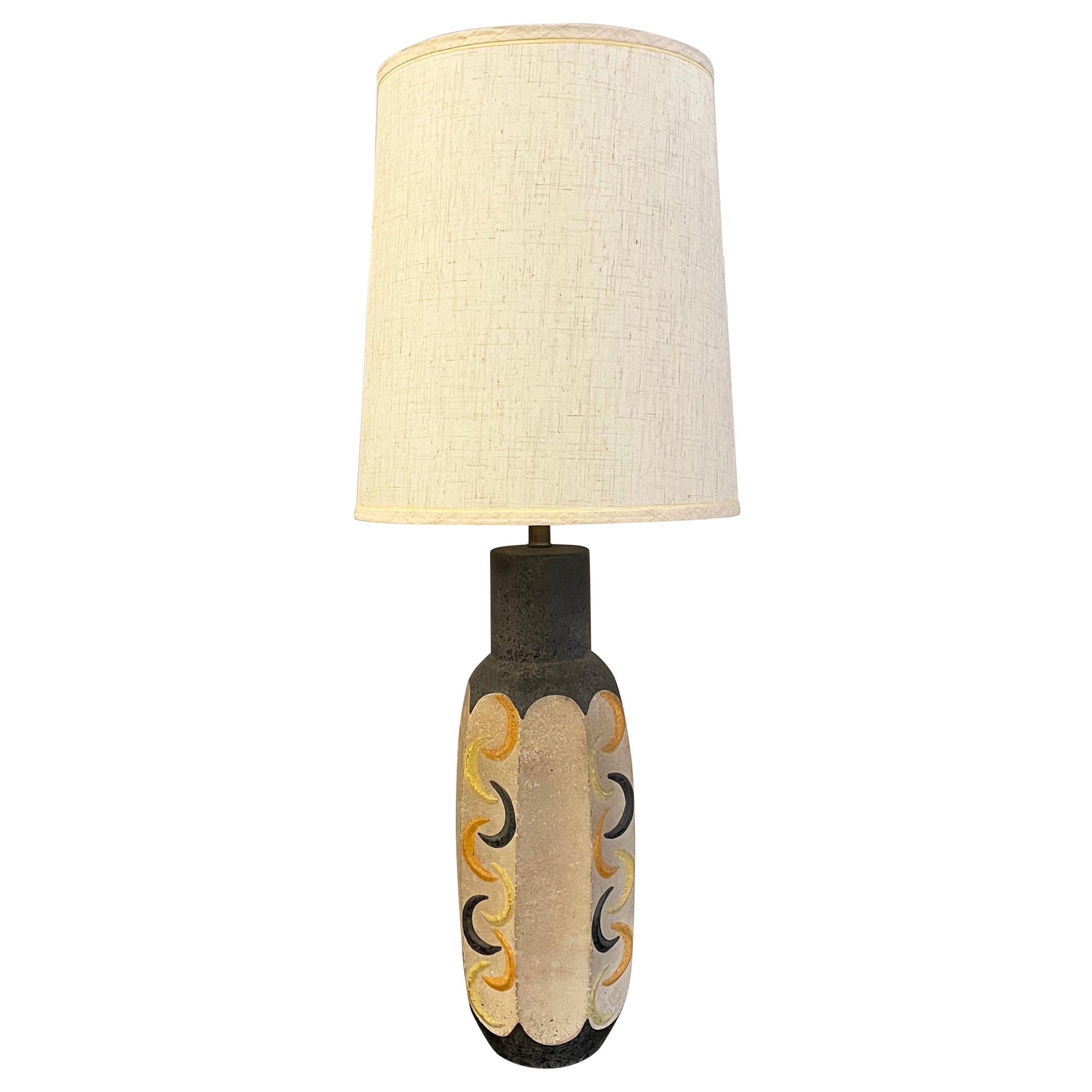 Moderne Kunstkeramik-Tischlampe aus der Mitte des Jahrhunderts von Tye Of California im Angebot