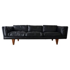 Leather V11 Sofa by Illum Wikkelso
