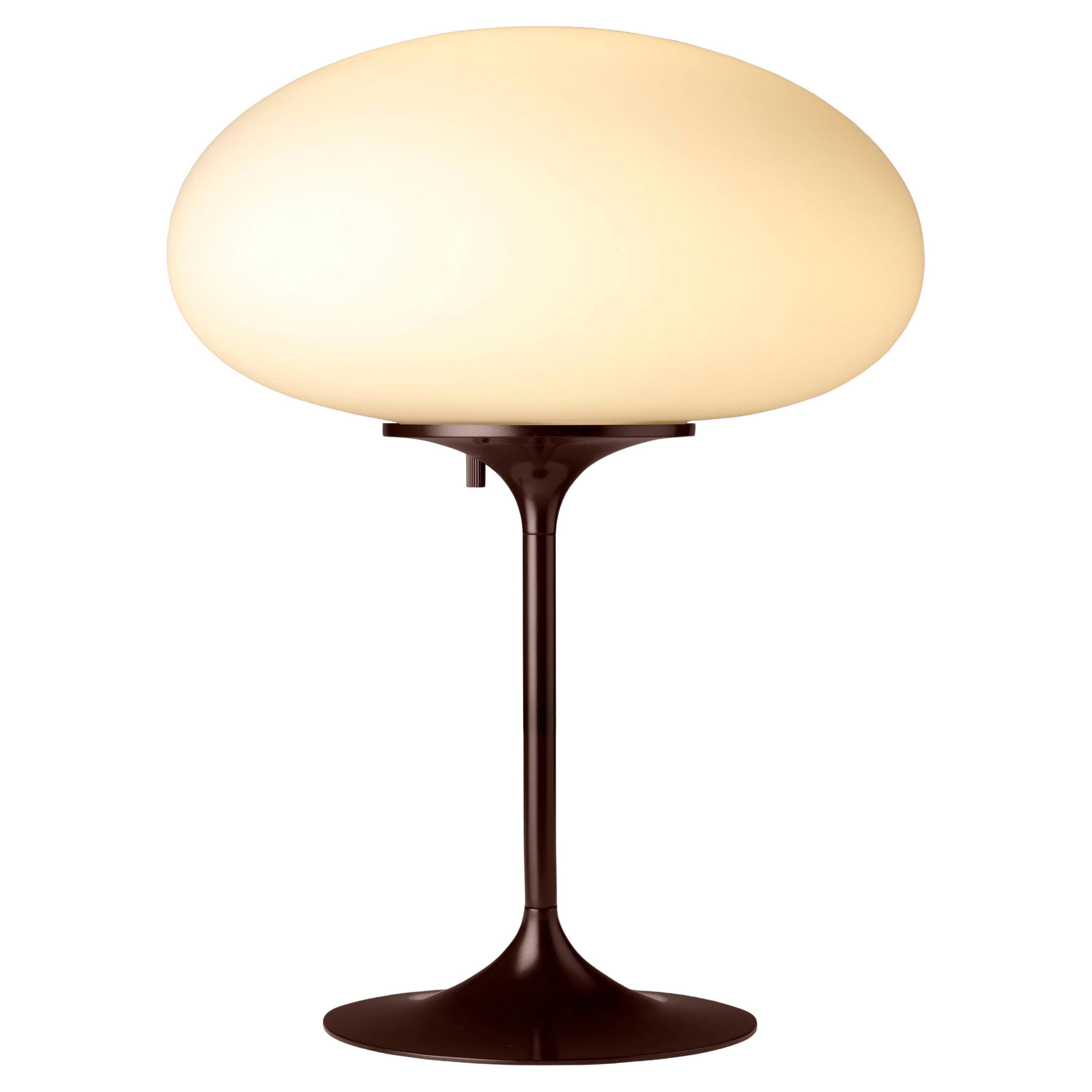 Lampada da tavolo 'Stemlite' di Bill Curry per Gubi in nero e rosso