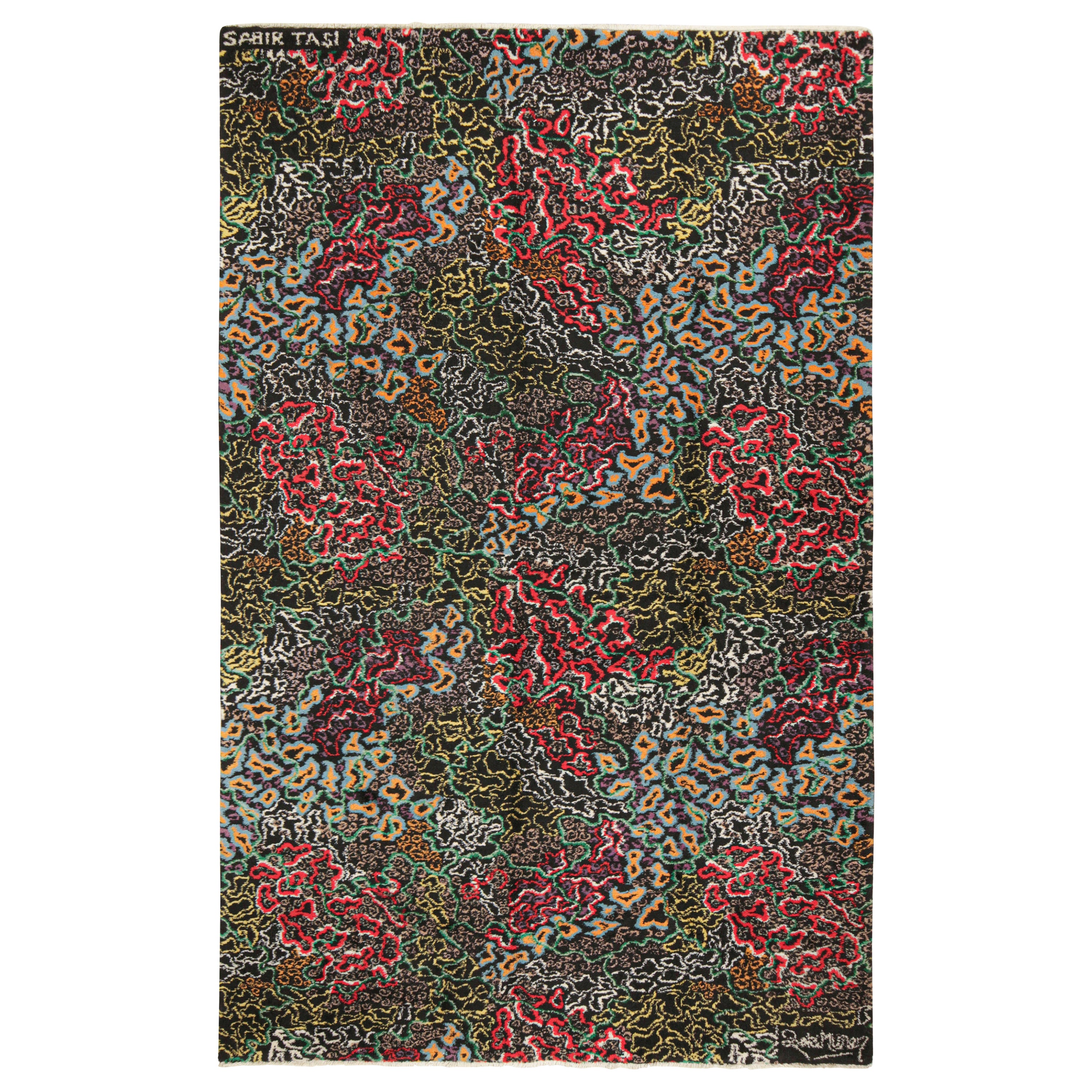 Vintage Signature Zeki Müren Teppich mit abstrakten Mustern - von Rug & Kilim