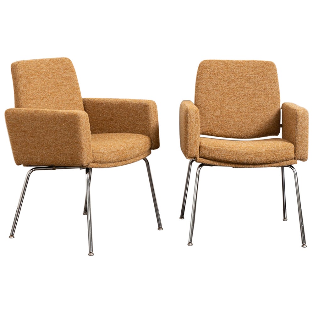 Pair of Mid-Century Modern Armchairs by JG Furniture For Sale
