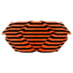 Moderner handgetufteter Teppich im eklektischen Memphis-Design-Stil mit orange-schwarzen und schwarzen Streifen