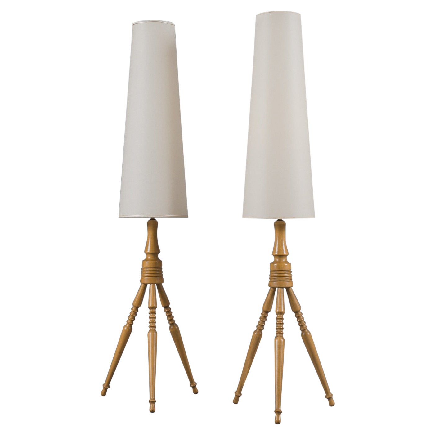 Lovely Pair Mid-Century Modern Floor Lamps in Wood, 1960s, France For Sale