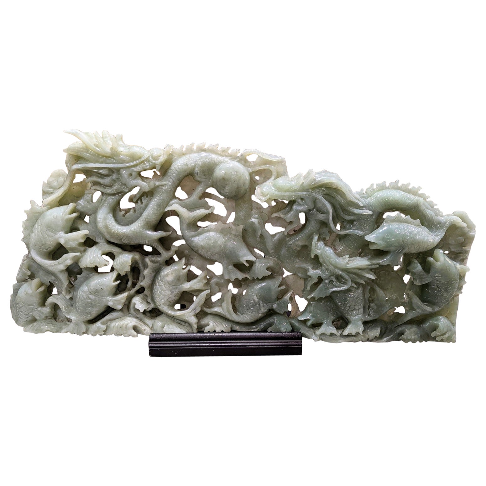 Große chinesische Nephrit-Jade-Stein-Skulptur, handgeschnitzte Kunstdrachen-Statue im Angebot