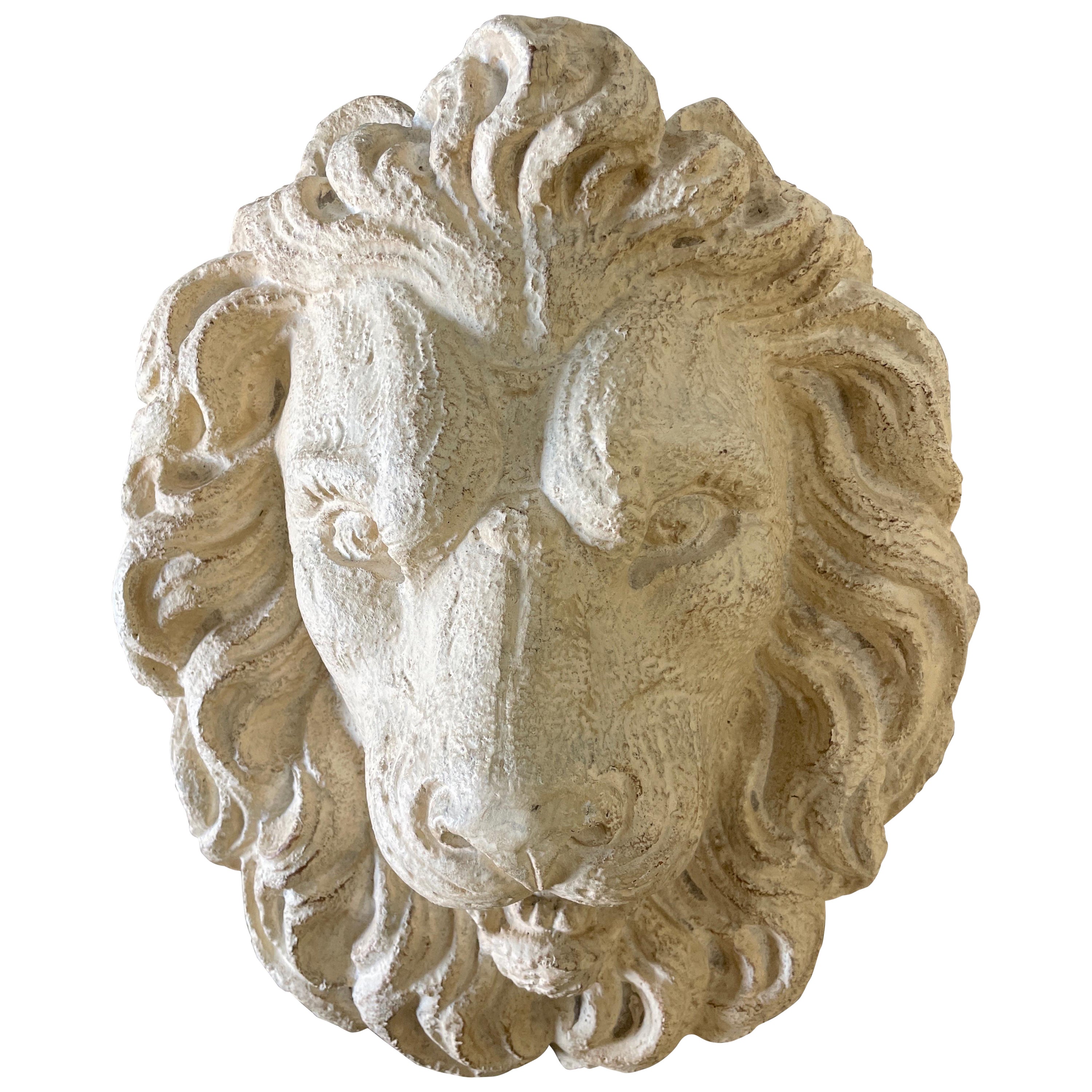 Grande sculpture de tête de lion